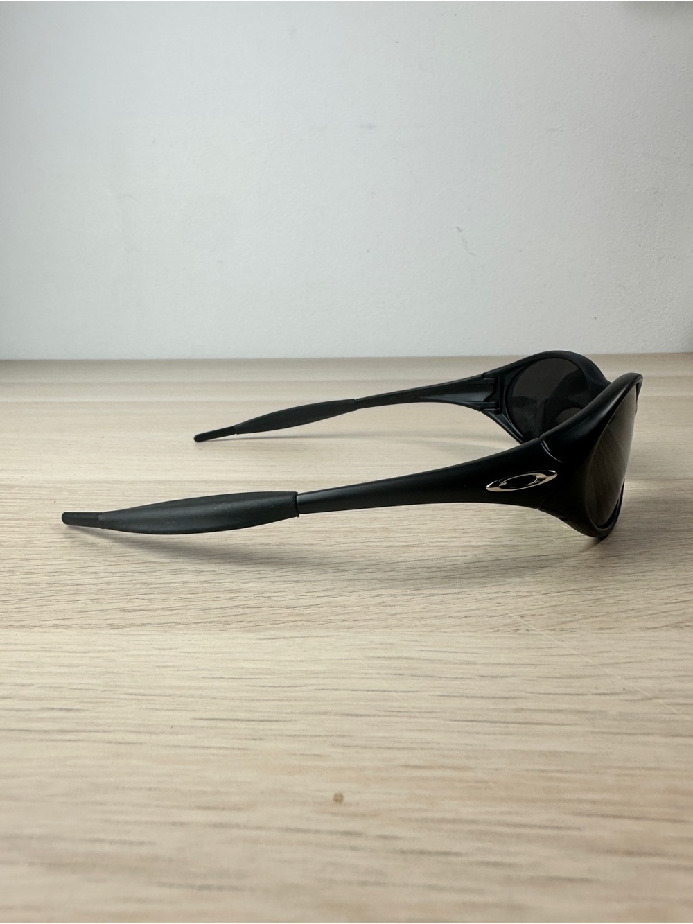 Oakley Eye Jacket Black/ Black Sunglasses - Picture 2 of 4